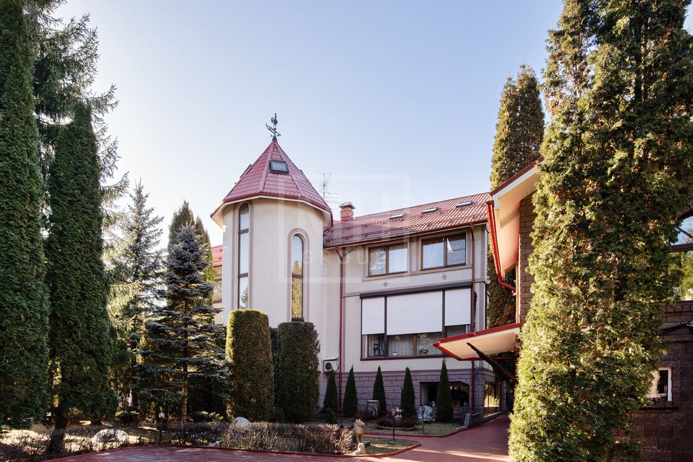 Усадьба с лифтом в Подушкино