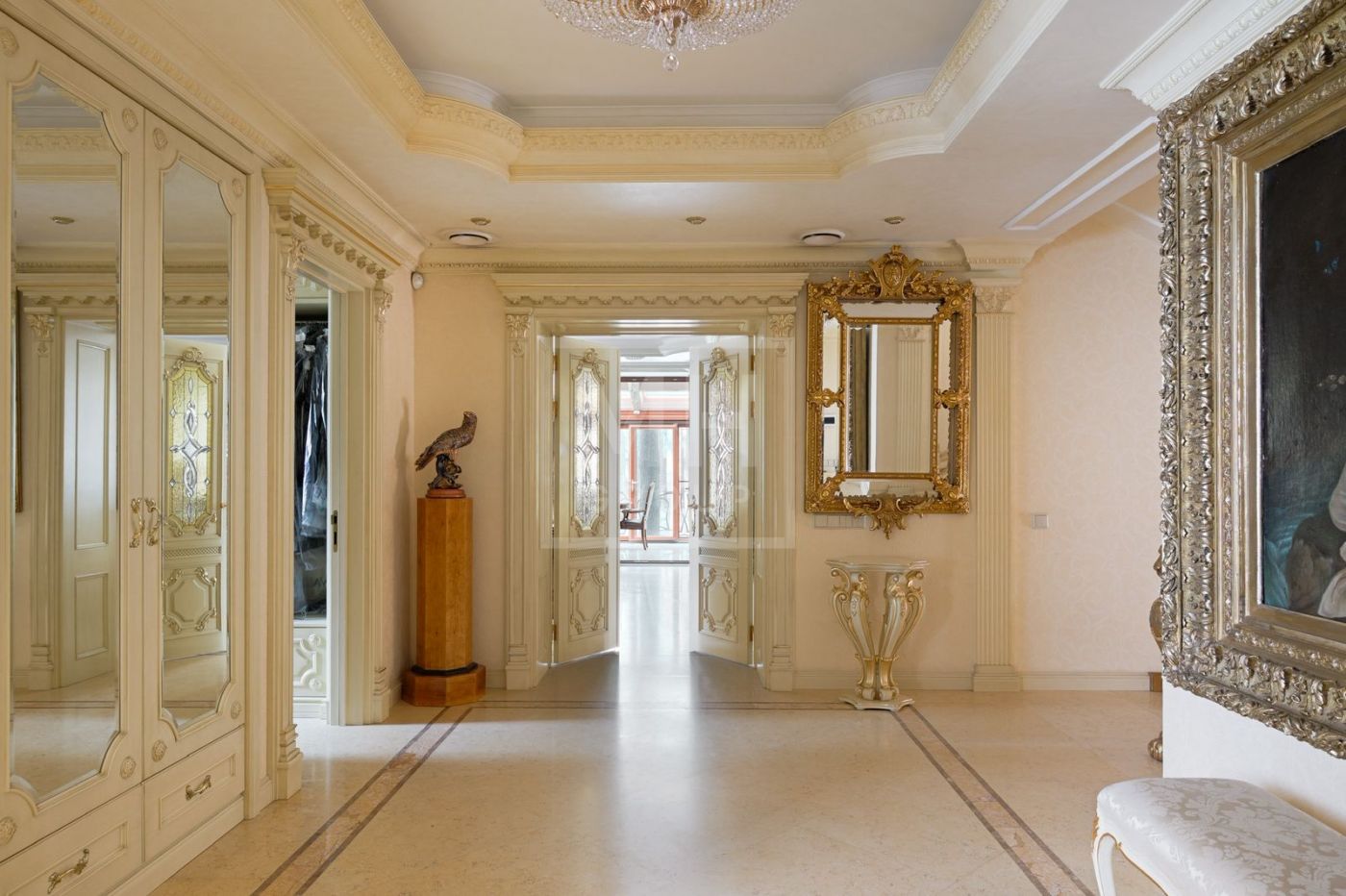 Роскошный дом 920 кв.м. - фото 4