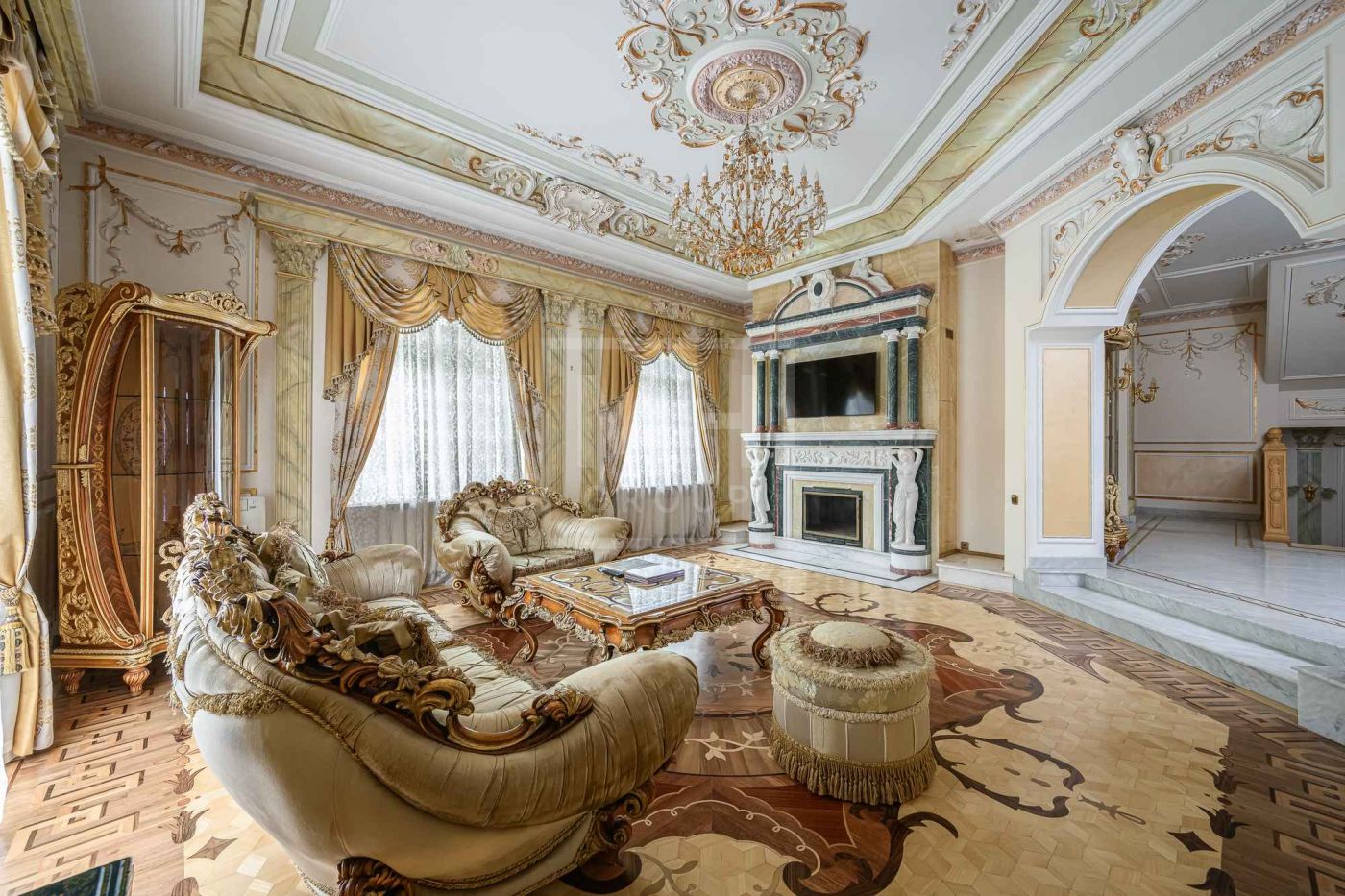 Продажа Дом 1778 м² на участке 28 сот. в Третья Охота - фото 2