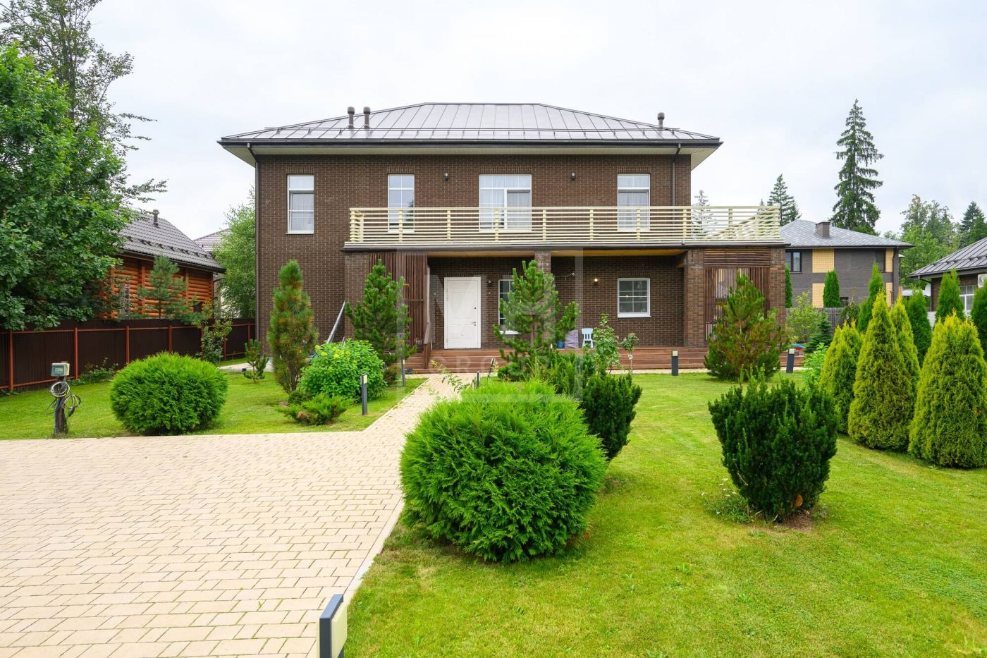 Продажа Дом 334 м² на участке 12 сот. в Зеленая Роща