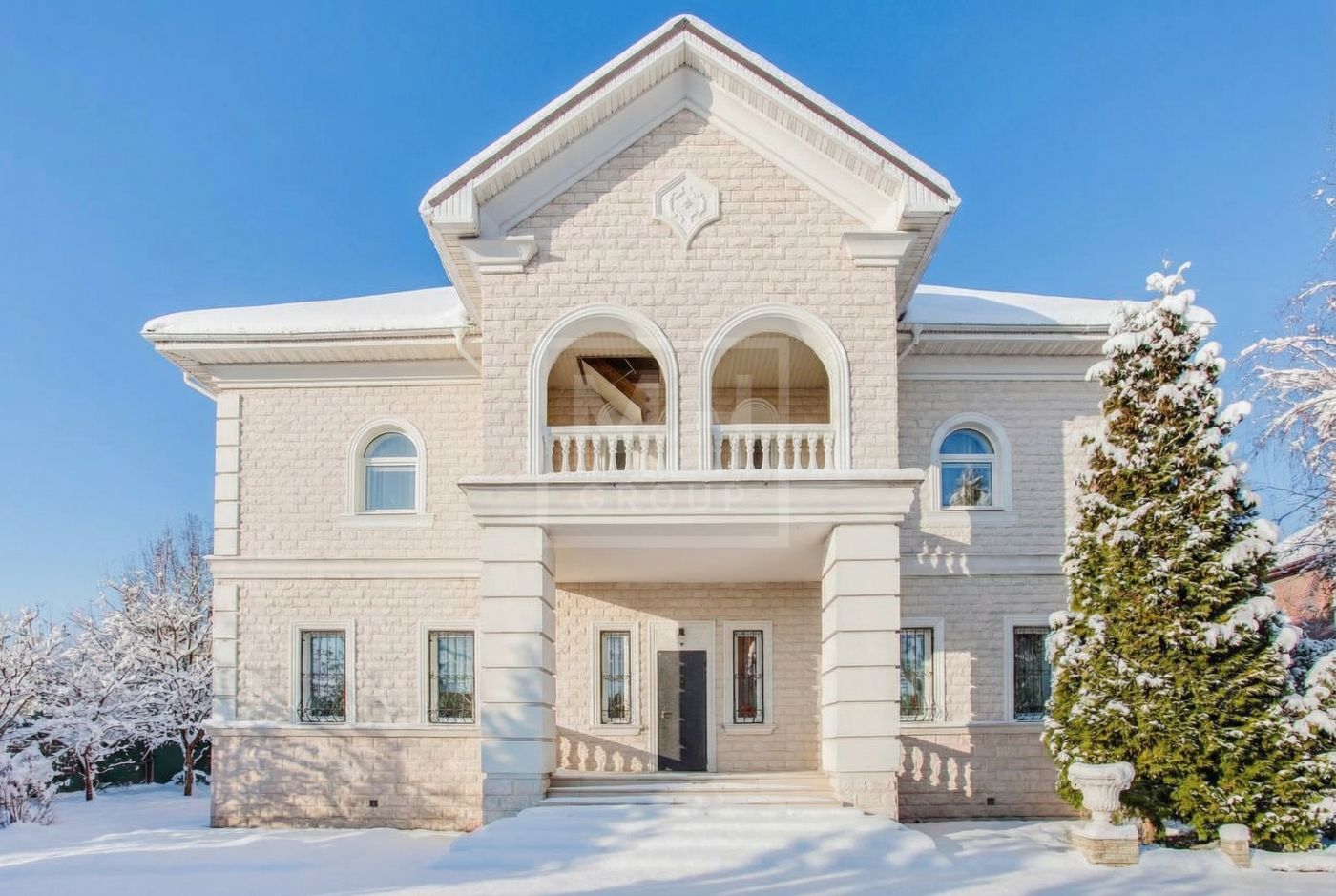 Продажа Дом 305 м² на участке 16 сот. в Лайково