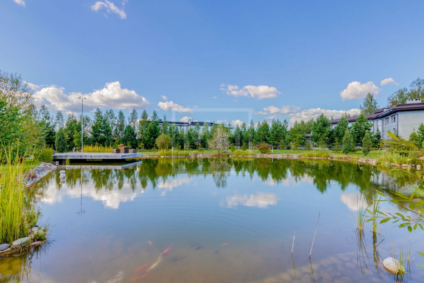 Современный дом в охраняемом поселке - фото 5