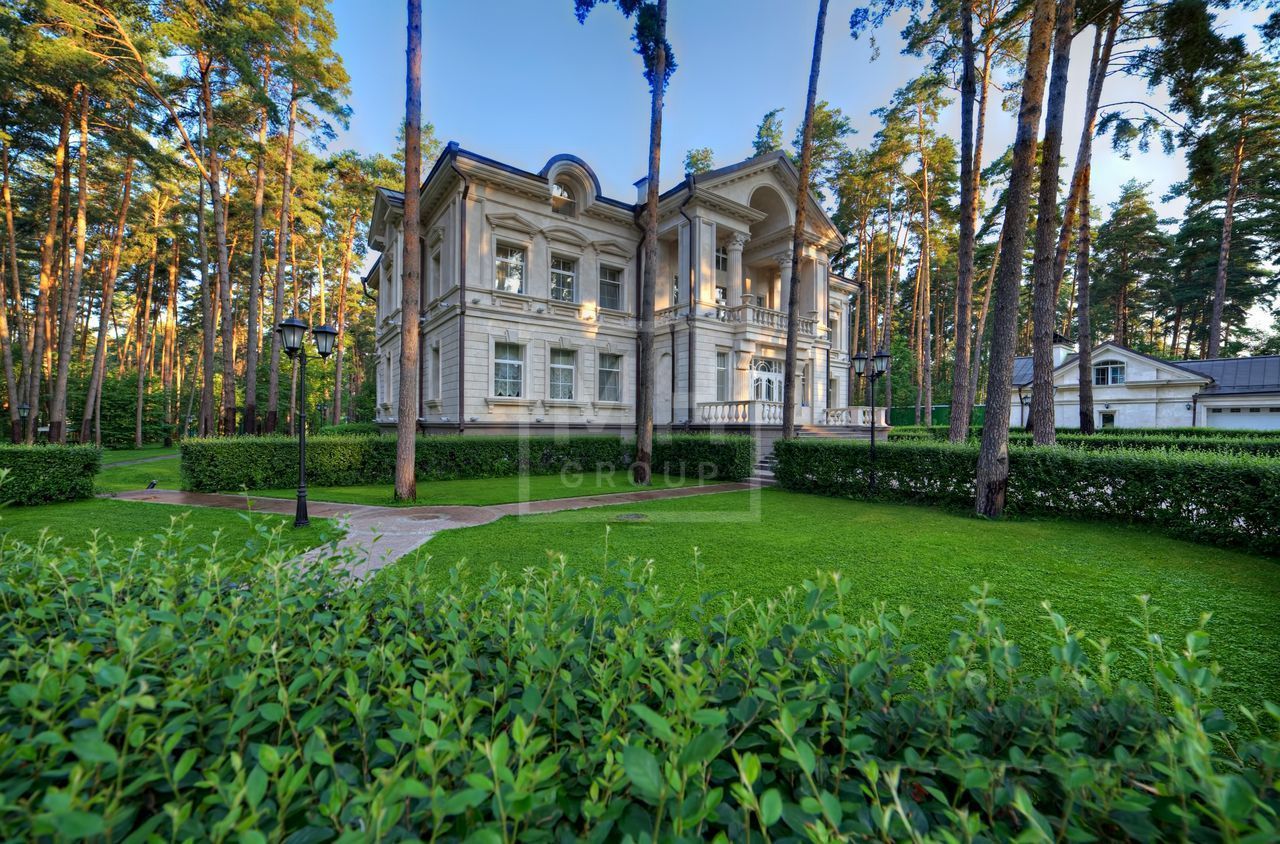 Загородная резиденция в КП "Серебряные ключи"