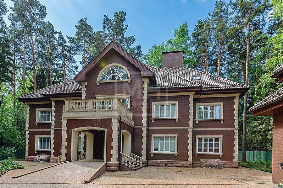 Замечательный дом в классическом стиле. - фото 3